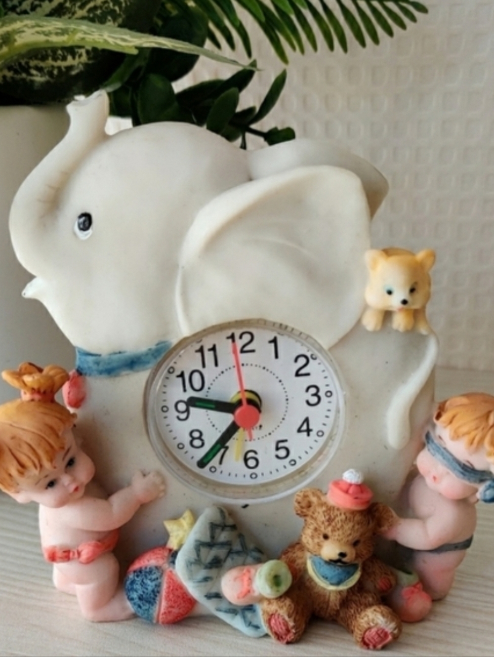 Elephant Quartz Clock with Children at Play in the Front